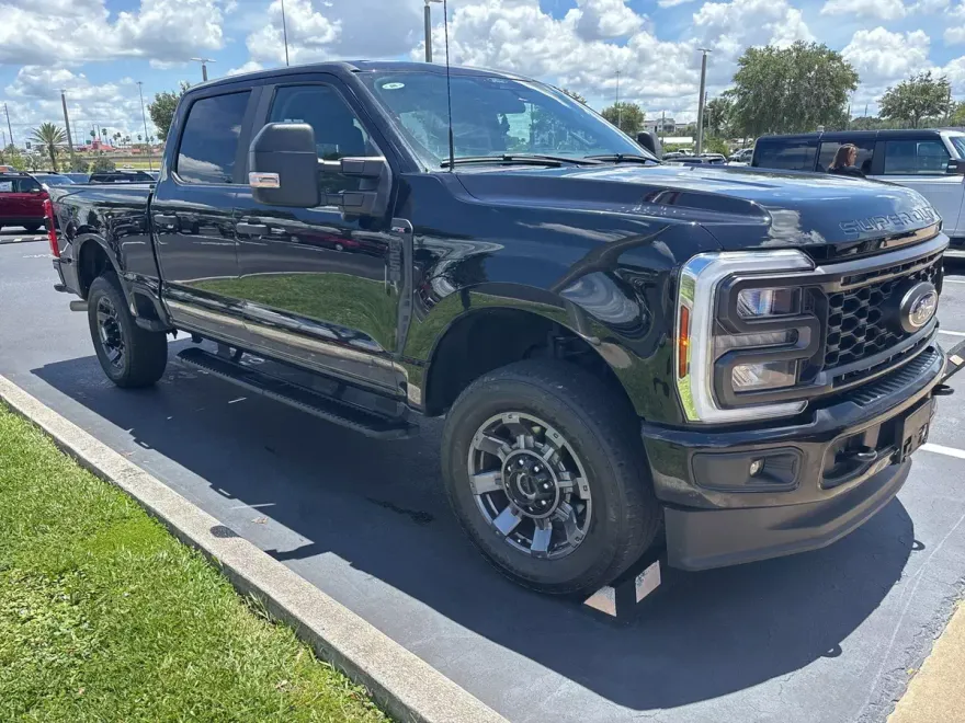 2024 Ford F-250 XL photo 1