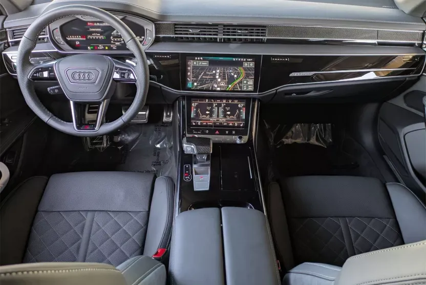 2025 Audi S8 4.0T Quattro photo 1