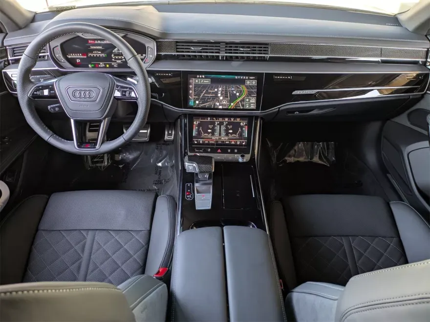 2025 Audi S8 4.0T Quattro photo 1