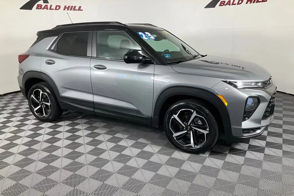2023 Chevrolet Trailblazer RS photo 1