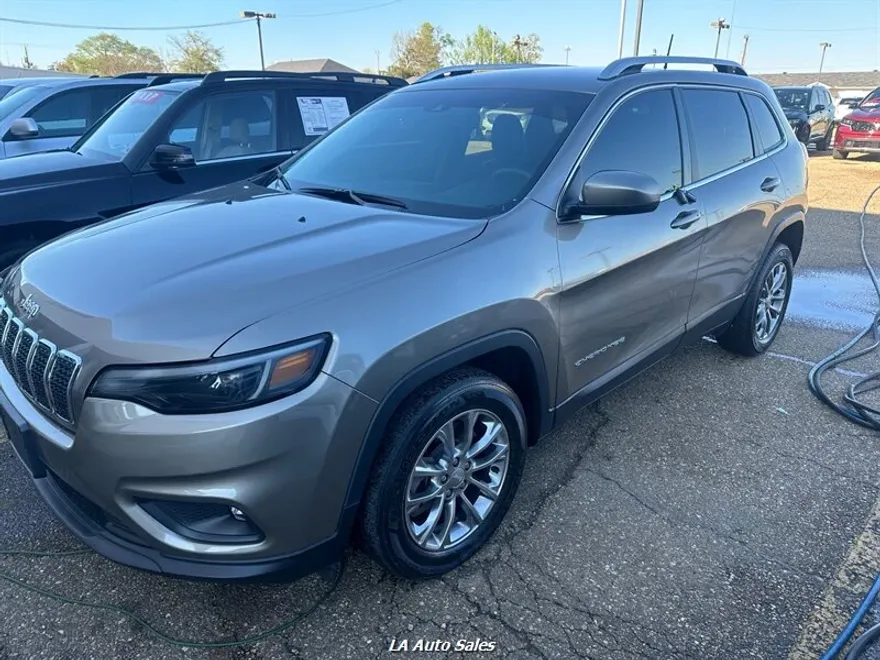 2021 Jeep Cherokee Latitude photo 1