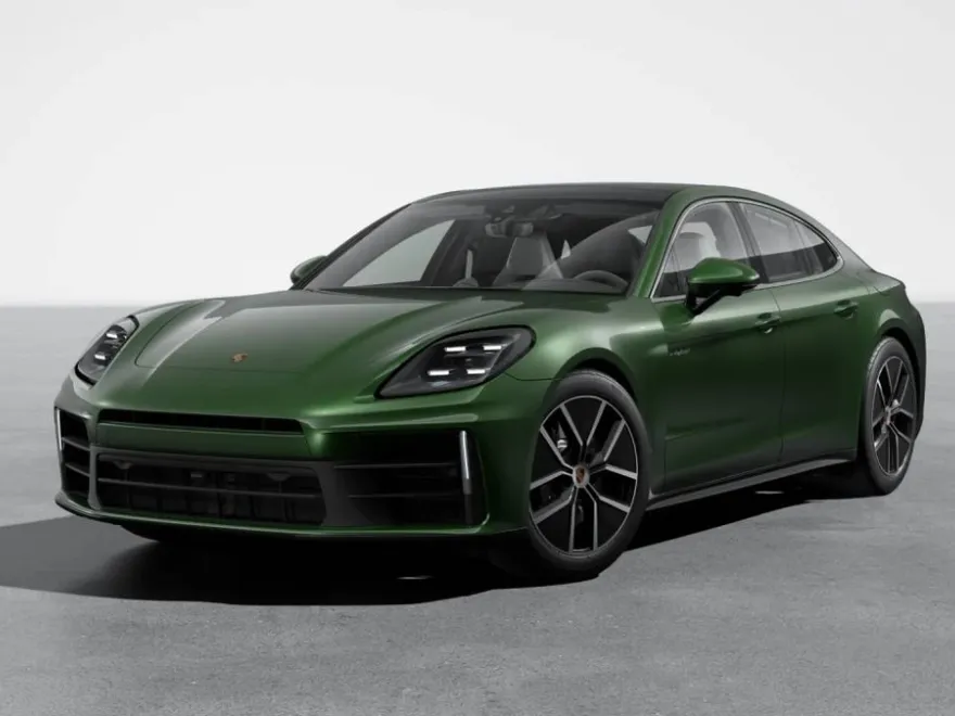 2026 Porsche Panamera E-Hybrid 4 photo 1