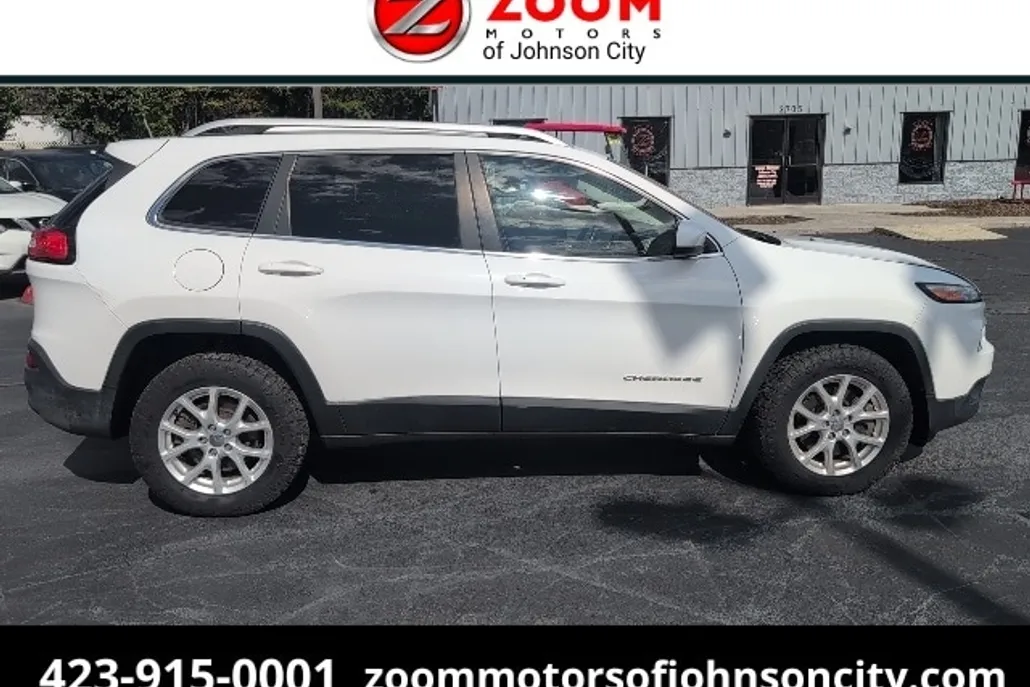 2015 Jeep Cherokee Latitude photo 1