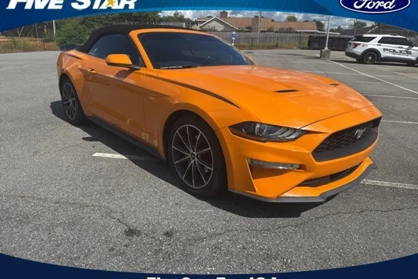 2019 Ford Mustang EcoBoost Premium photo 1