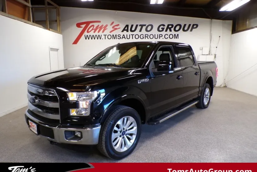 2016 Ford F-150 Lariat photo 1