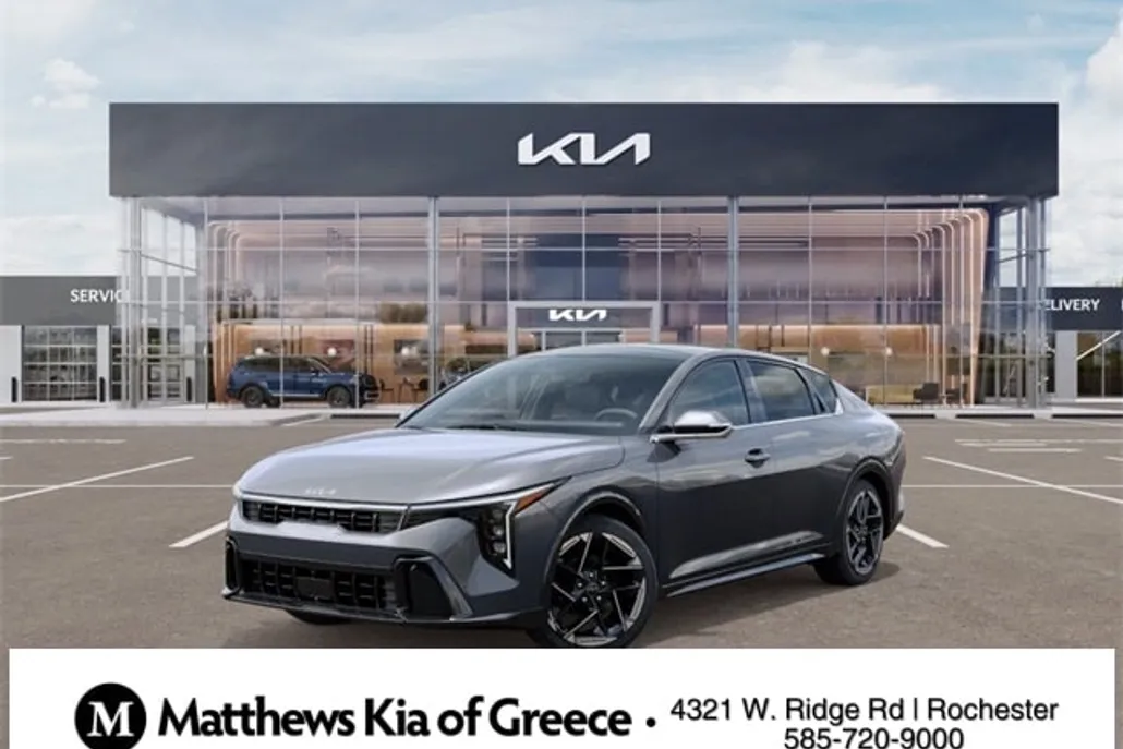 2025 Kia K4 GT-Line photo 1