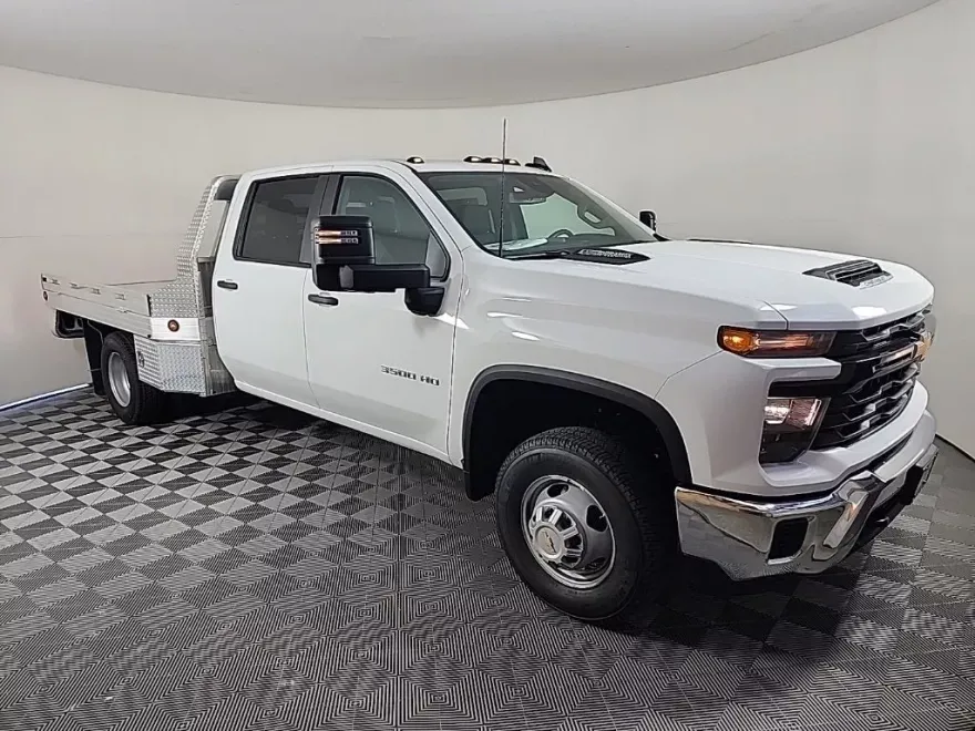 2025 Chevrolet Silverado 3500HD Work Truck photo 1