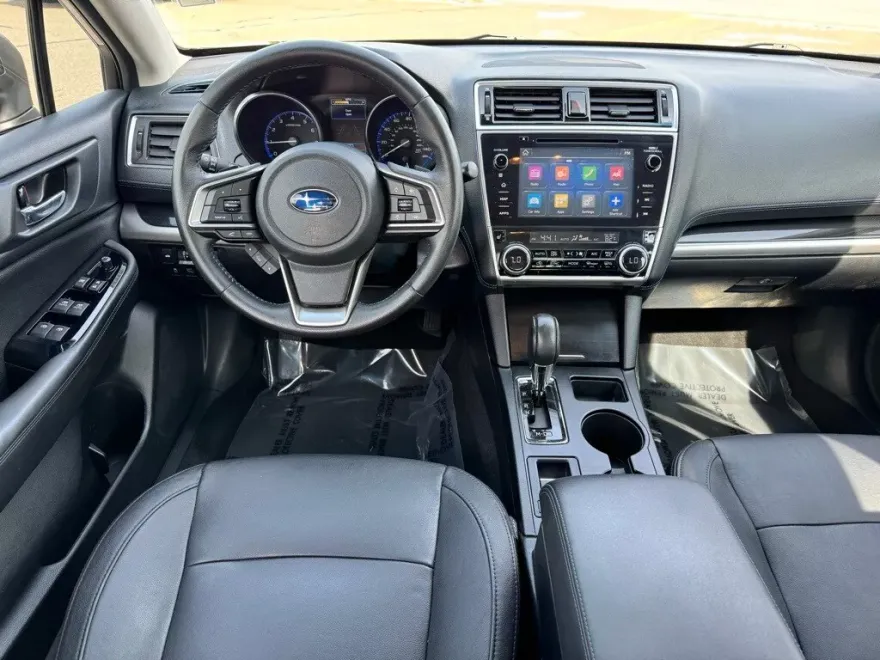2018 Subaru Legacy 2.5i photo 1