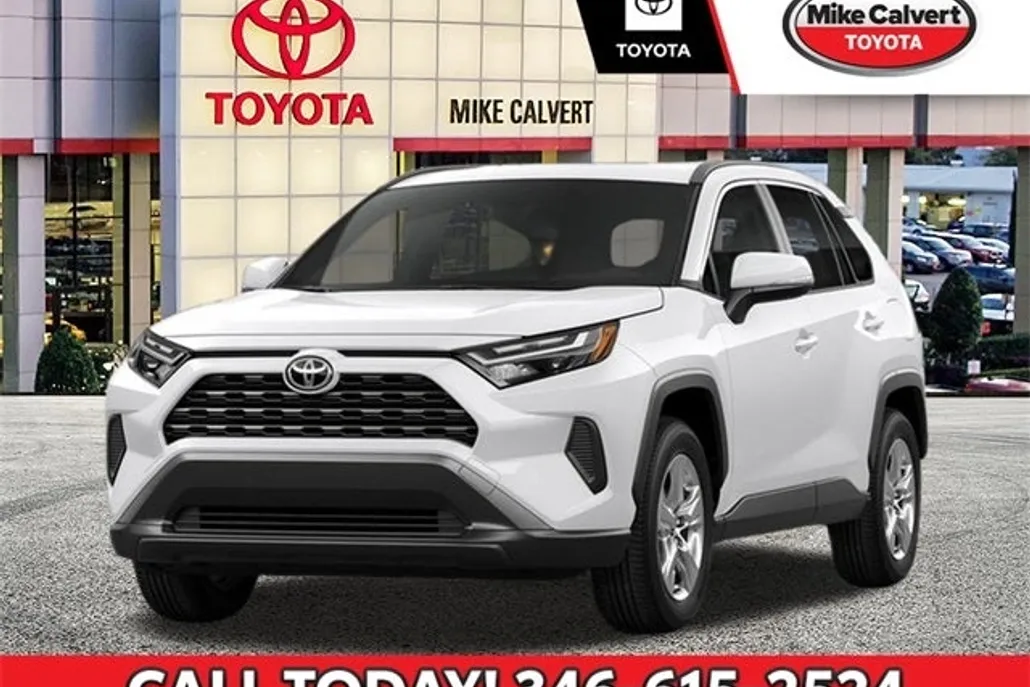 2025 Toyota RAV4 XLE photo 1