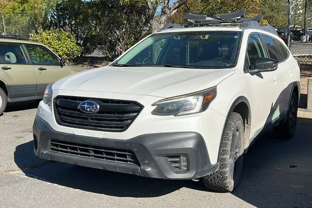 2020 Subaru Outback Onyx Edition XT photo 1