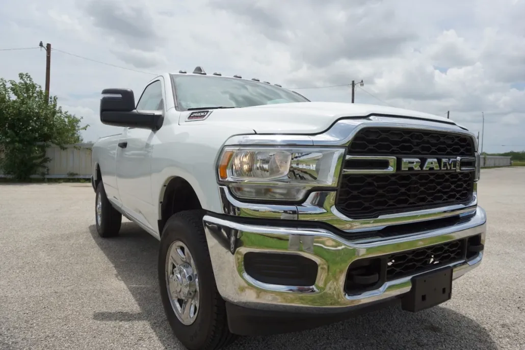 2024 Ram 2500 Tradesman photo 1
