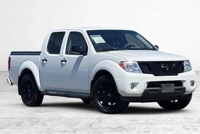 2020 Nissan Frontier SV photo 1