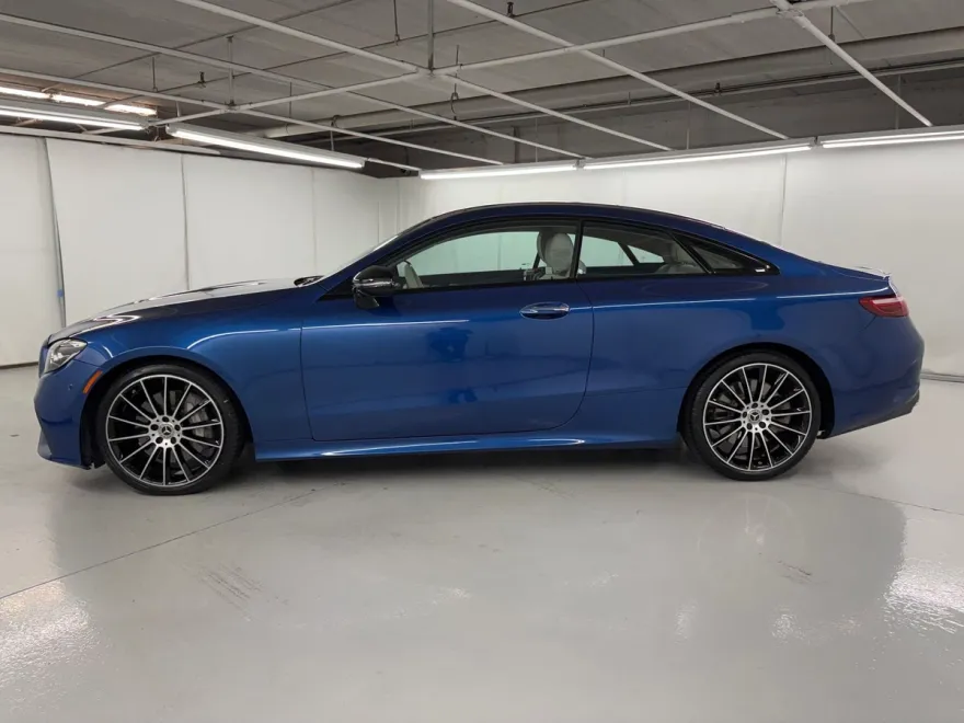 2022 Mercedes Benz E 450 Coupe photo 1