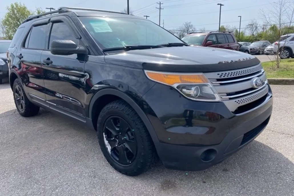2013 Ford Explorer Base photo 1
