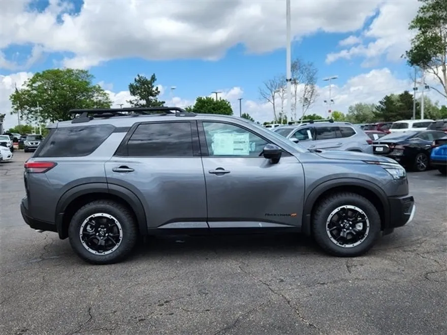 2025 Nissan Pathfinder Rock Creek photo 1