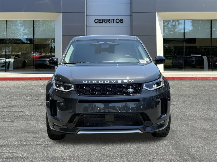 2025 Land Rover Discovery Sport S photo 1
