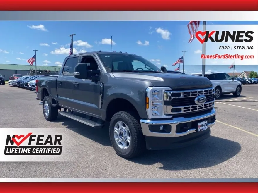 2025 Ford F-250 XLT photo 1