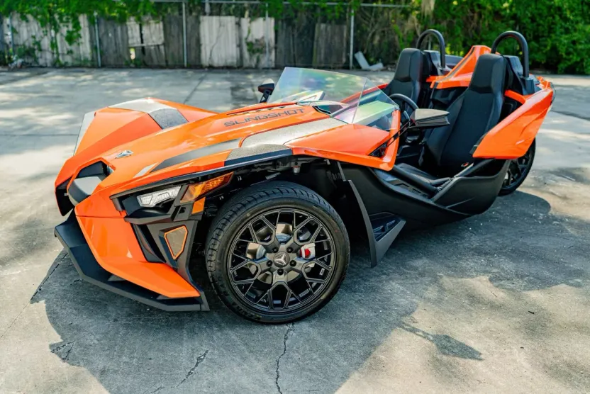 2024 Slingshot Slingshot Manual photo 1