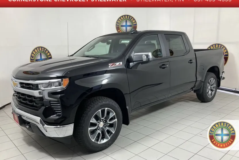2026 Chevrolet Silverado 1500 LT photo 1