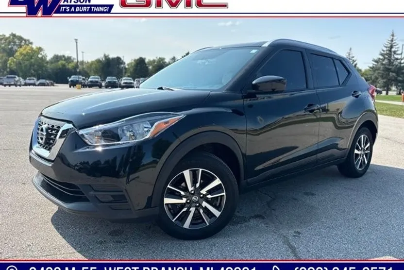 2019 Nissan Kicks SV photo 1