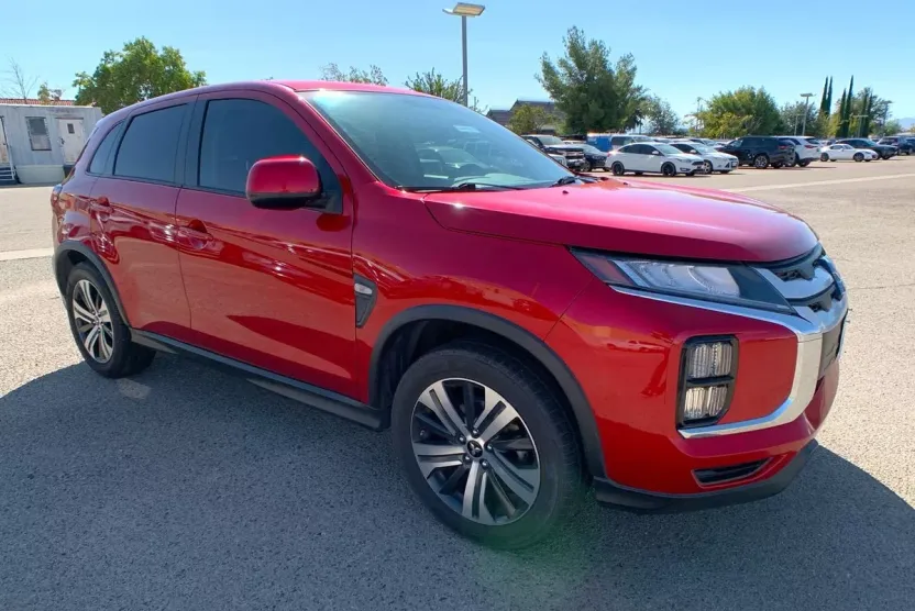 2020 Mitsubishi Outlander Sport ES photo 1