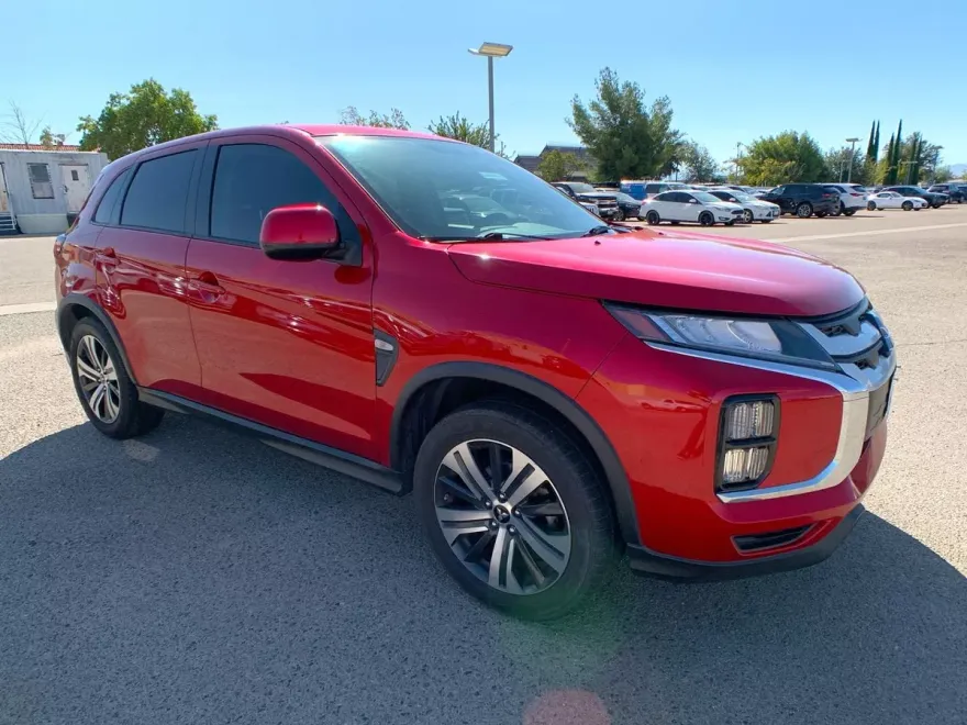 2020 Mitsubishi Outlander Sport ES photo 1