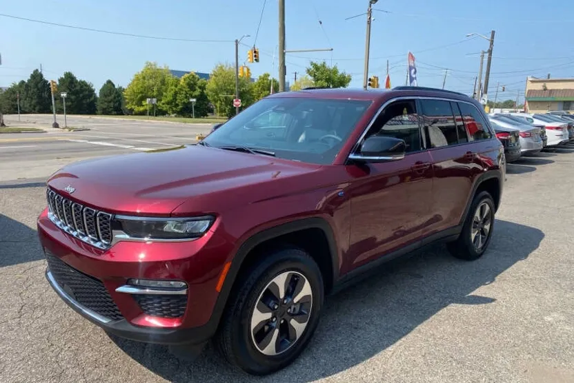 2024 Jeep Grand Cherokee Limited 4xe photo 1