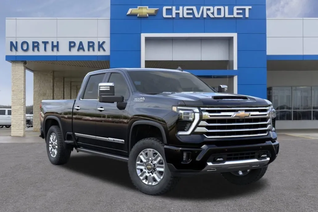 2025 Chevrolet Silverado 2500HD High Country photo 1