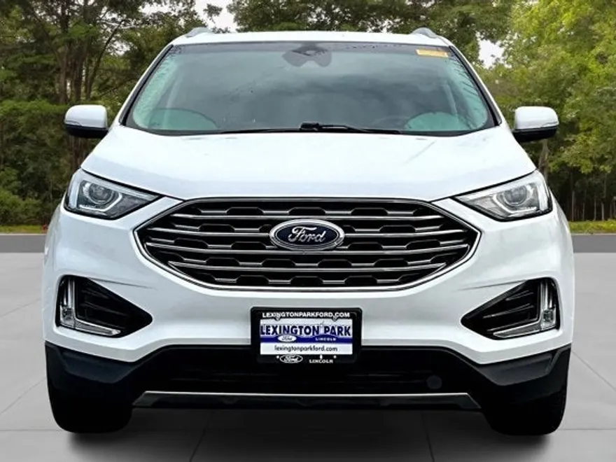 2019 Ford Edge SEL photo 1