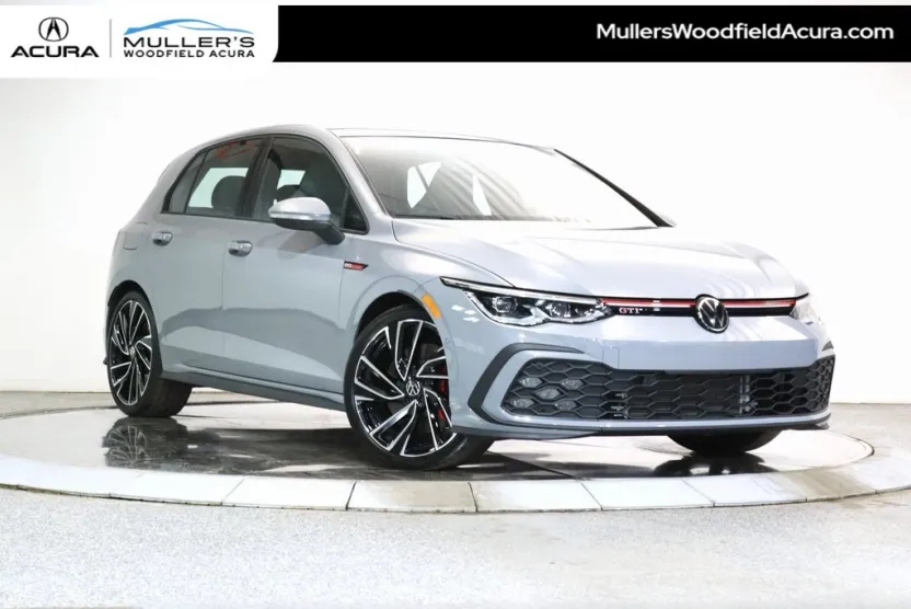 2024 Volkswagen Golf GTI Autobahn photo 1