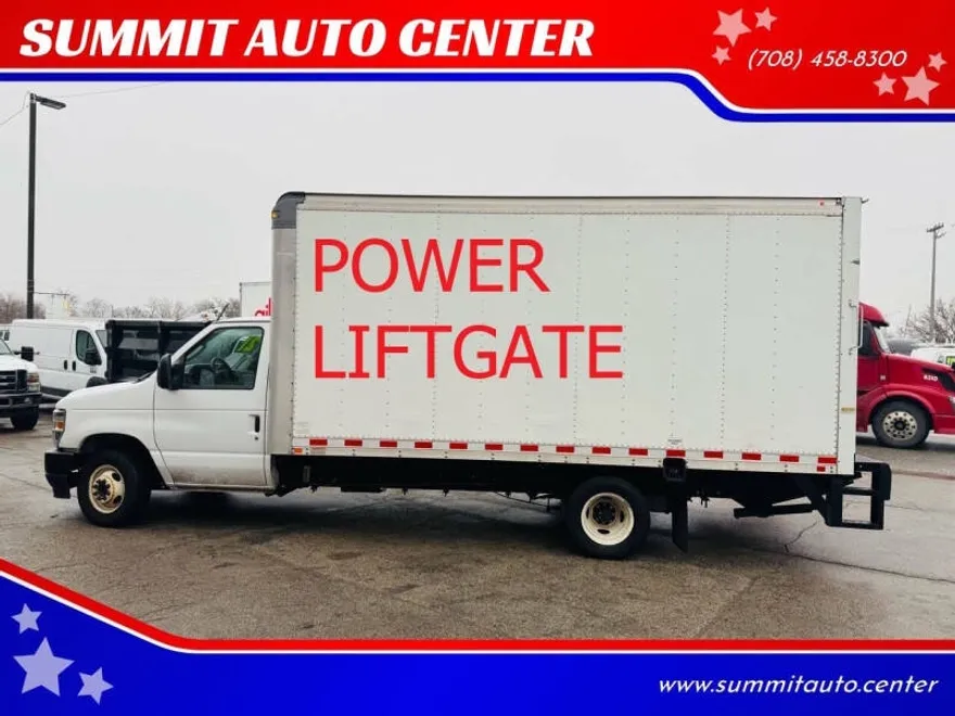 2021 Ford E-350 photo 1