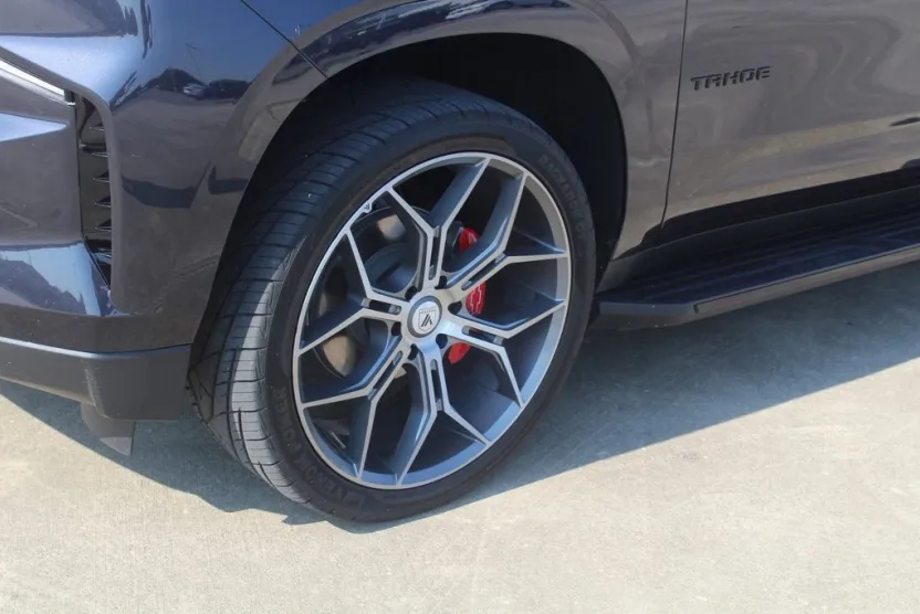 2023 Chevrolet Tahoe RST photo 1