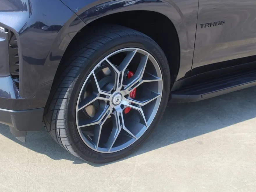 2023 Chevrolet Tahoe RST photo 1