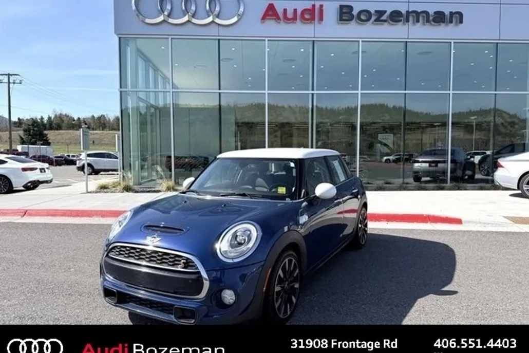 2018 Mini Cooper 4 Door Hardtop Base photo 1