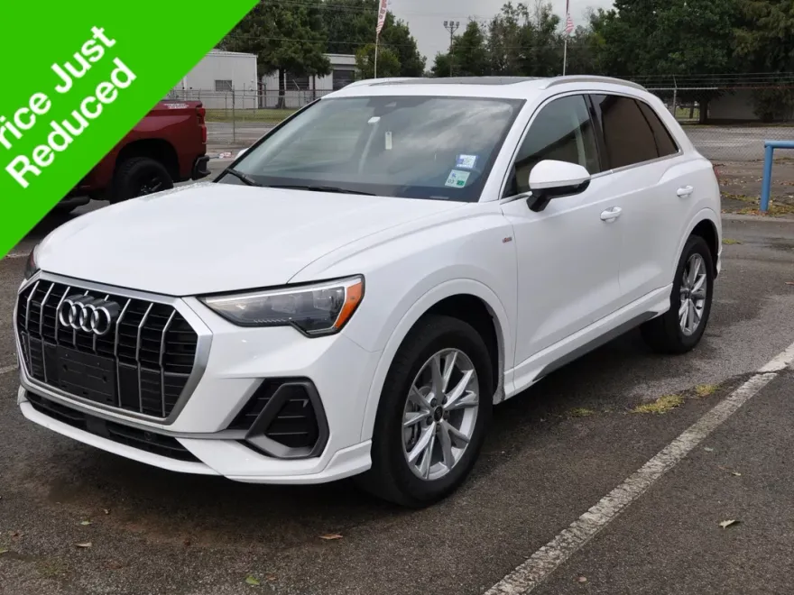 2021 Audi Q3 S line Premium photo 1