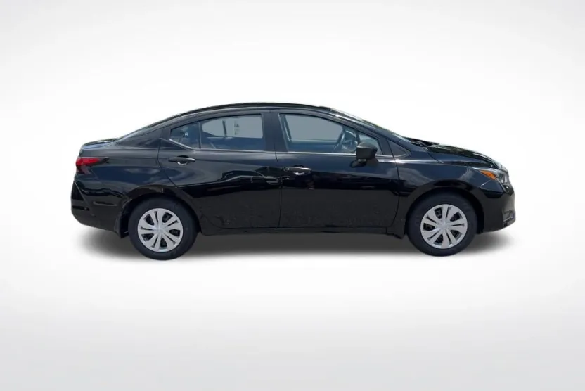 2025 Nissan Versa S photo 1