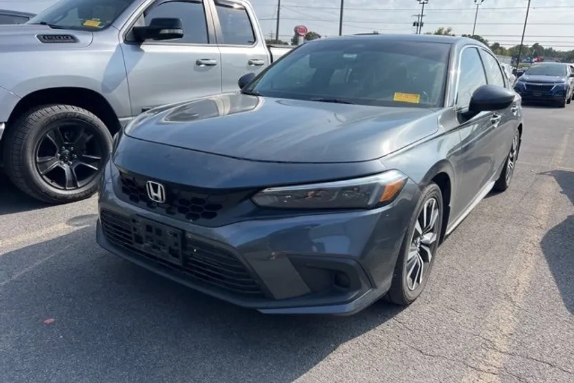2023 Honda Civic EX-L Hatchback photo 1