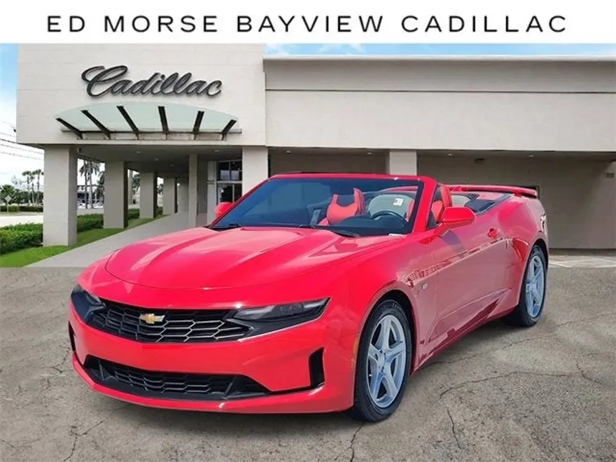 2020 Chevrolet Camaro 1LT photo 1