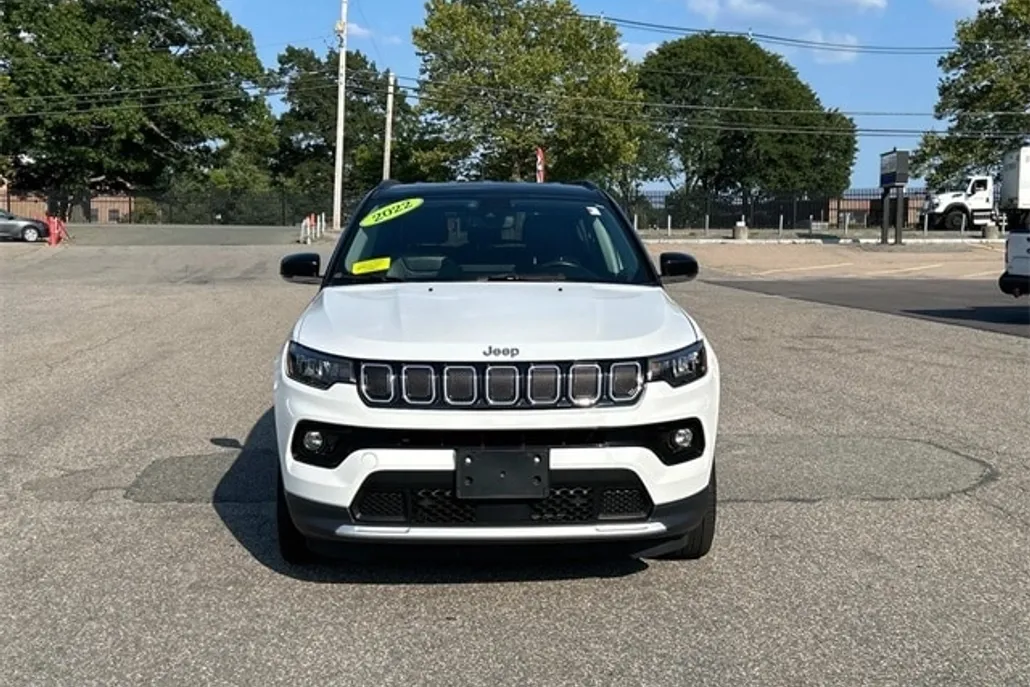 2022 Jeep Compass Limited photo 1