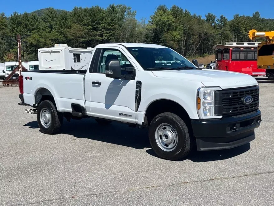 2025 Ford F-250 XL photo 1