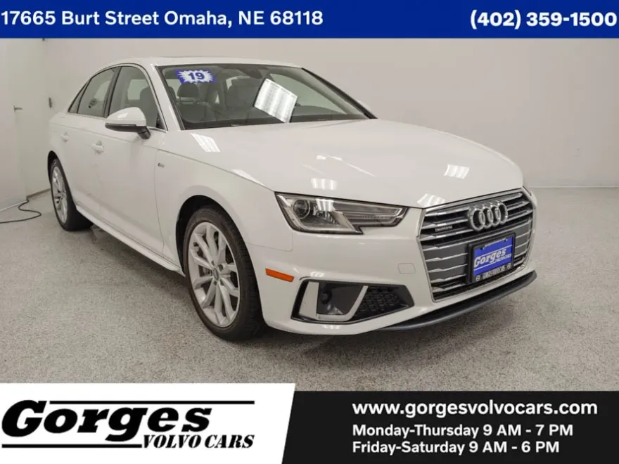 2019 Audi A4 2.0T Premium photo 1