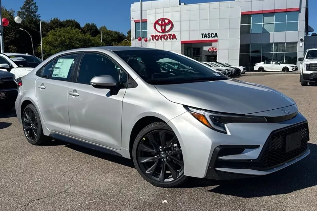 2026 Toyota Corolla SE photo 1