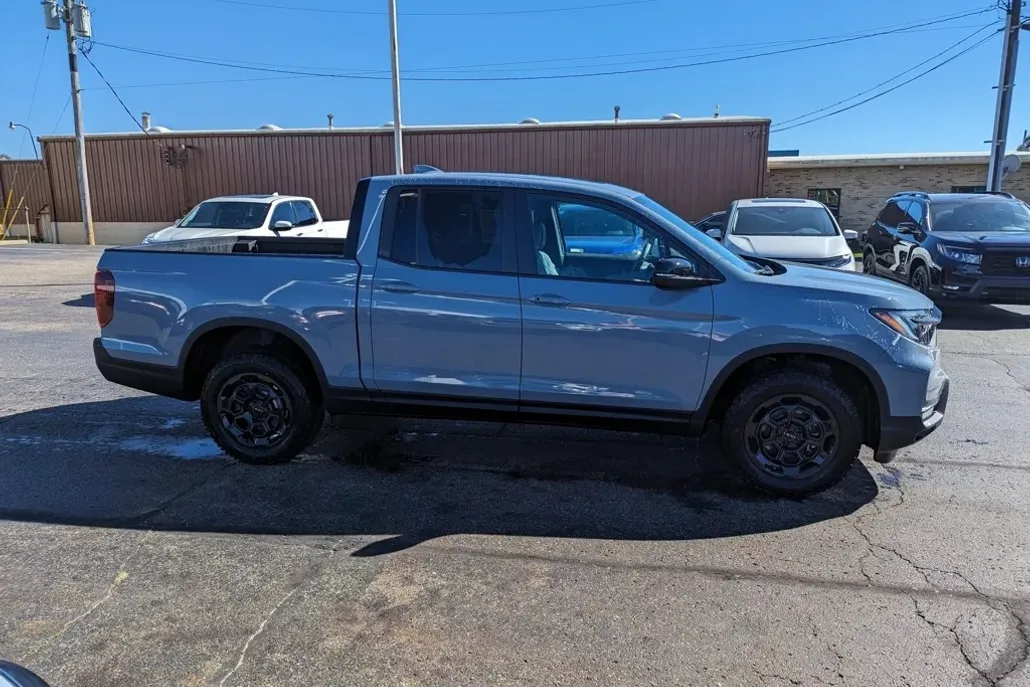 2026 Honda Ridgeline TrailSport photo 1