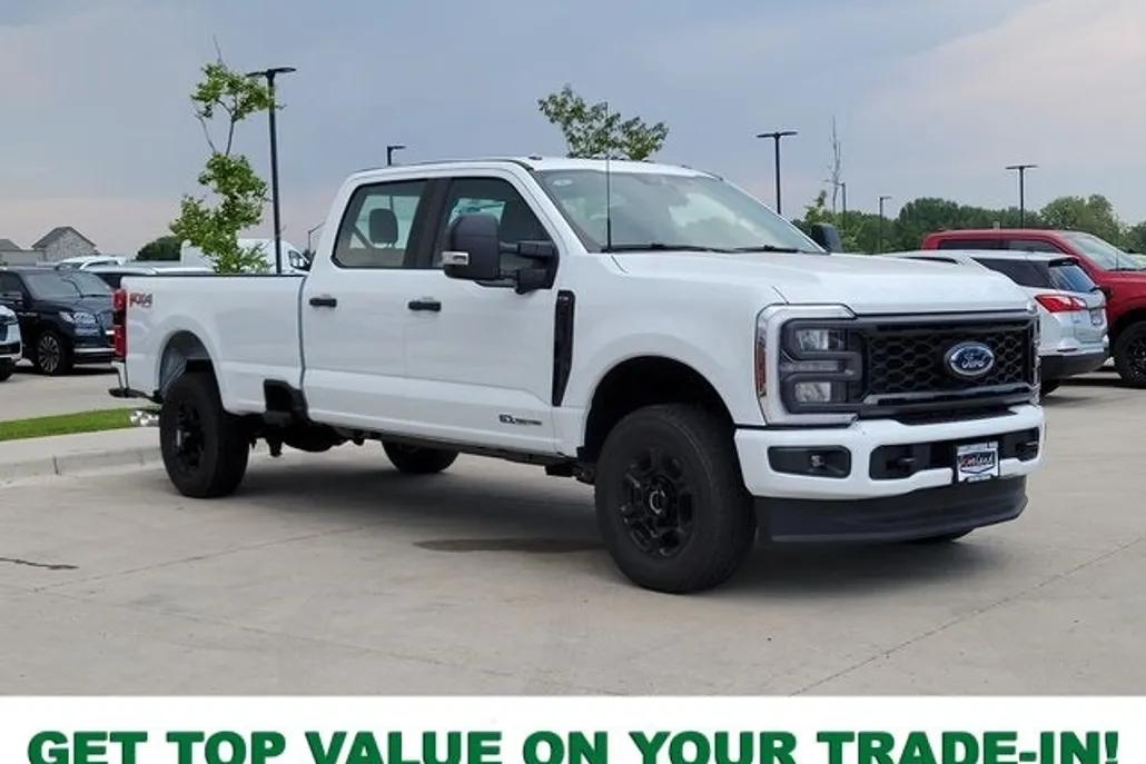 2025 Ford F-250 photo 1