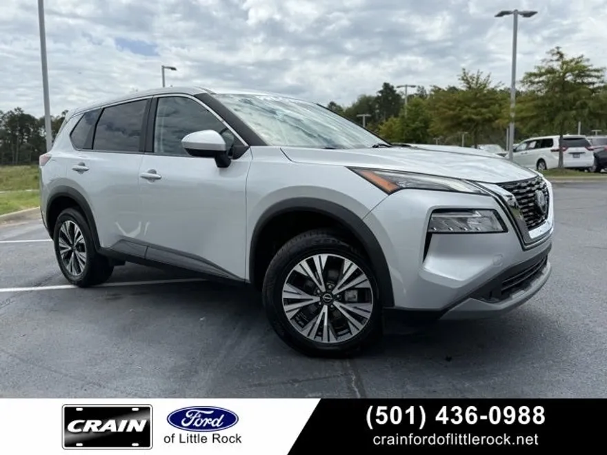 2023 Nissan Rogue SV photo 1