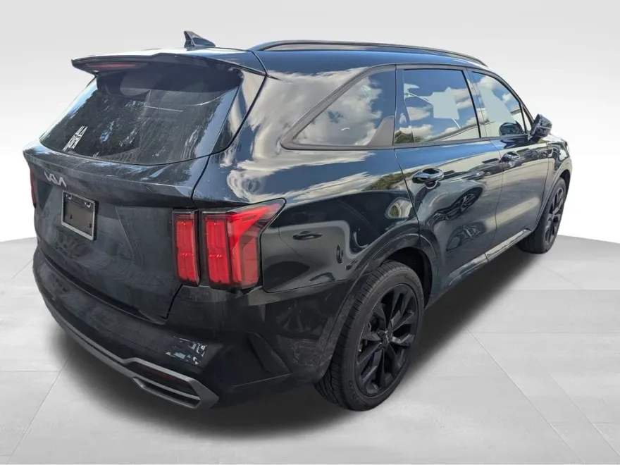 2023 Kia Sorento SX photo 1