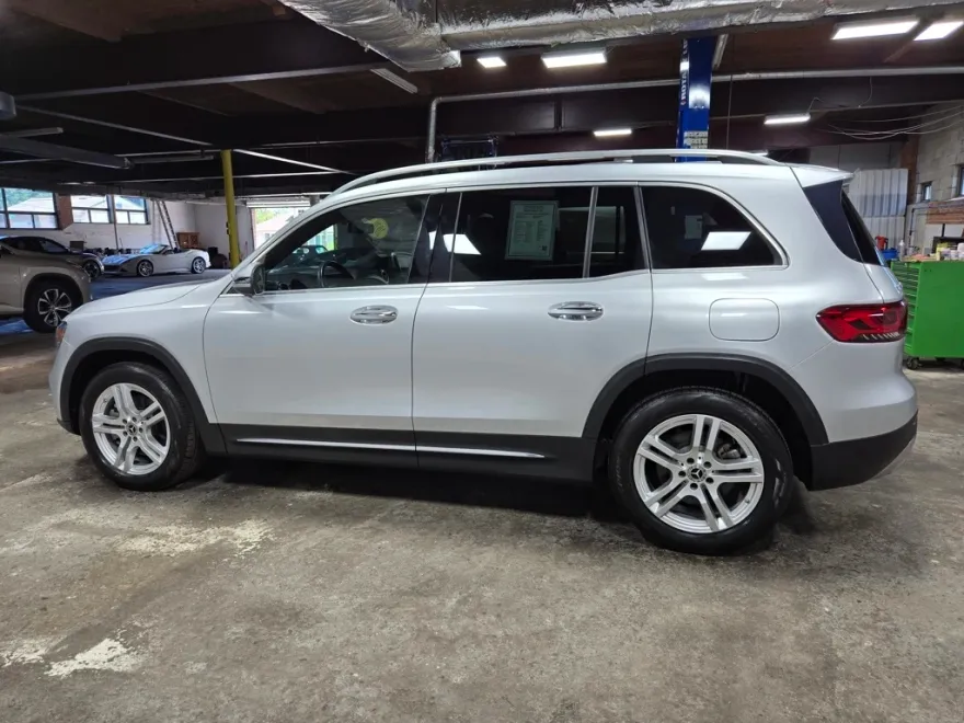 2020 Mercedes Benz GLB 250 4MATIC photo 1