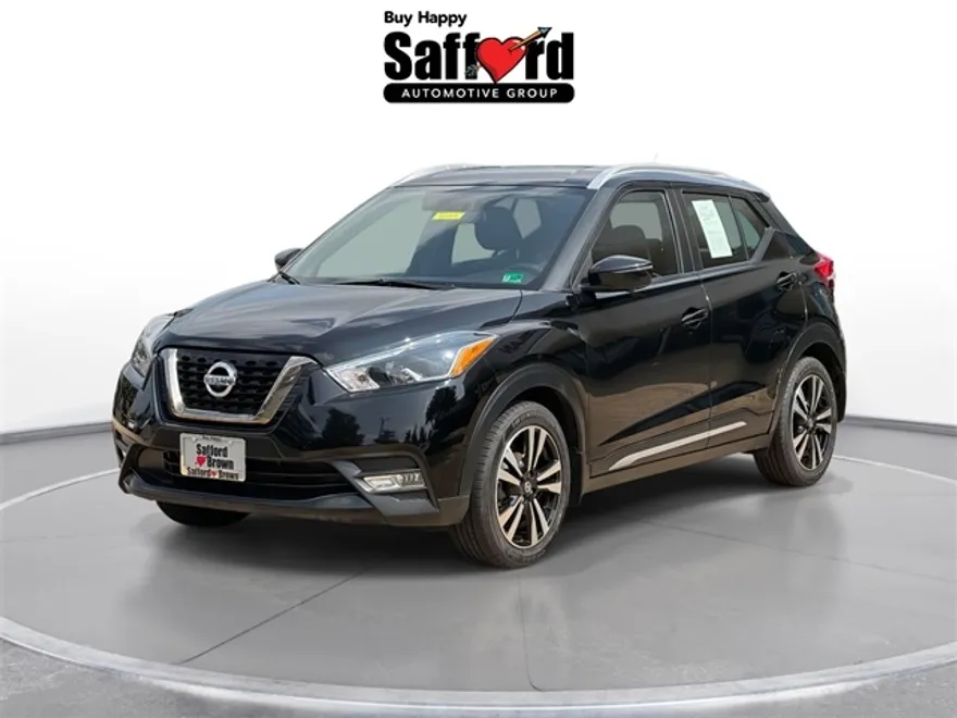 2019 Nissan Kicks SR photo 1