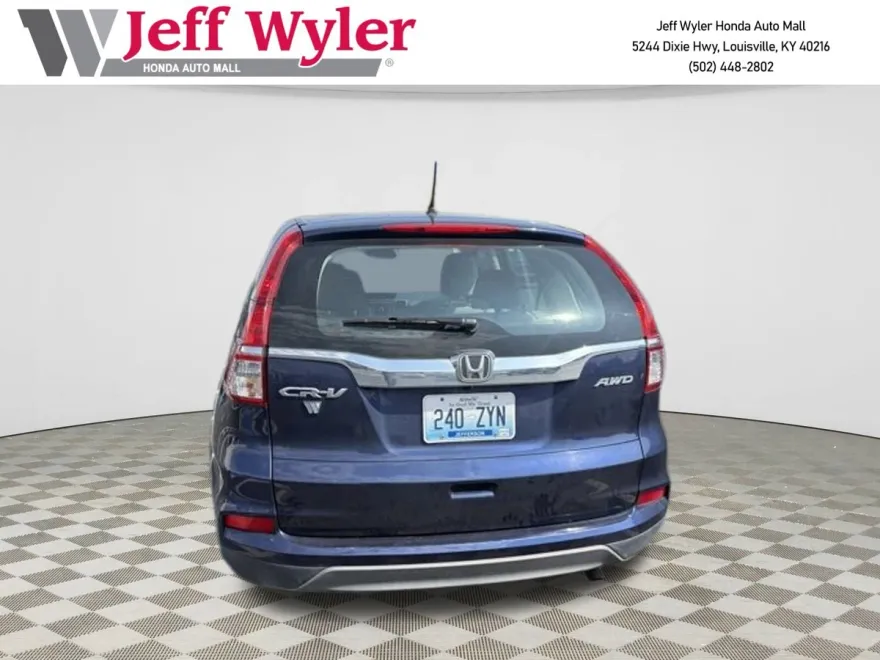 2015 Honda CR-V LX photo 1