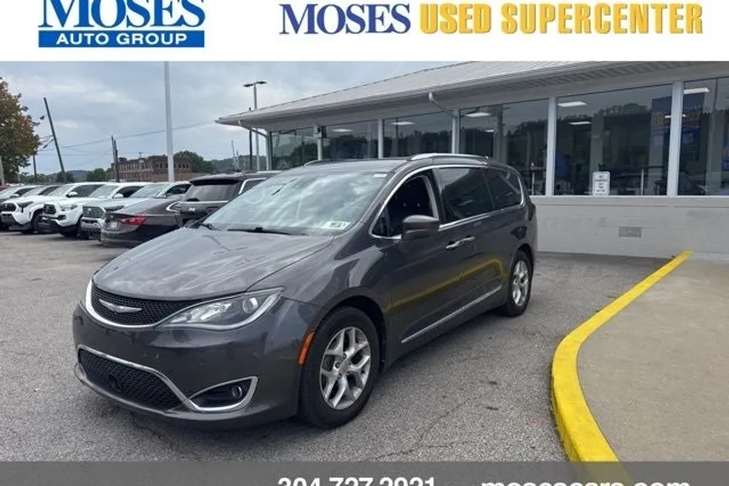 2018 Chrysler Pacifica Touring Plus photo 1